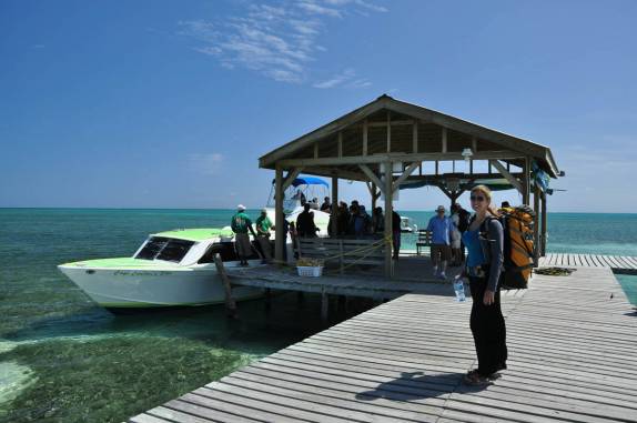 En San Pedro, embarcando para Caye Caulker, outra ilha na grande barreira de corais de Belize